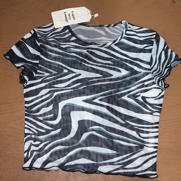 Multi-Colored Zebra Mesh Crop-Top. Petite (s) - Picture 6 of 10